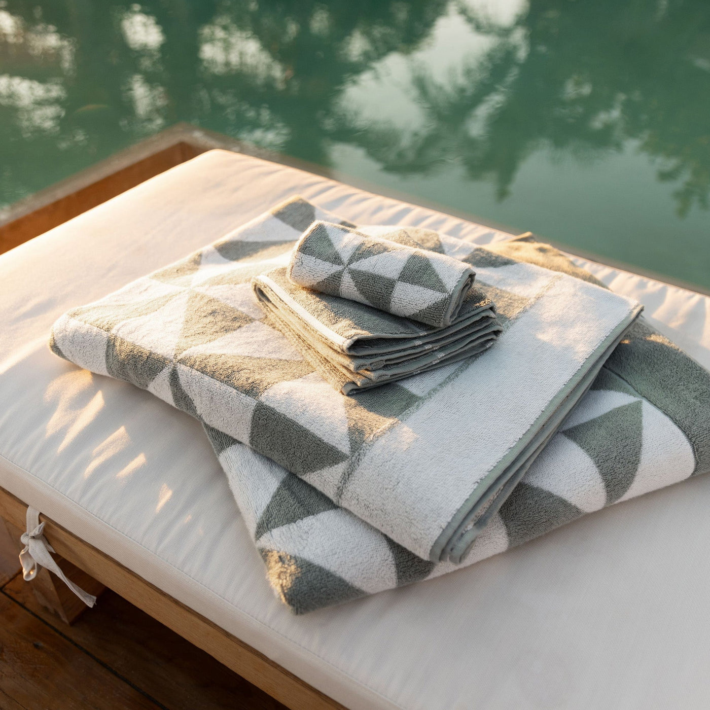 Towels N Wraps